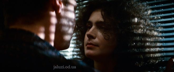 1982_Той, що біжить по лезу Жалюзі у кіно